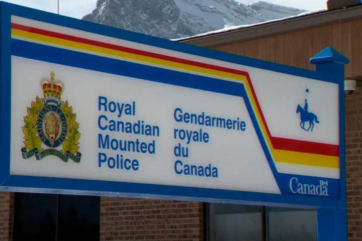 Canmore RCMP investigating after body found in Bow River
