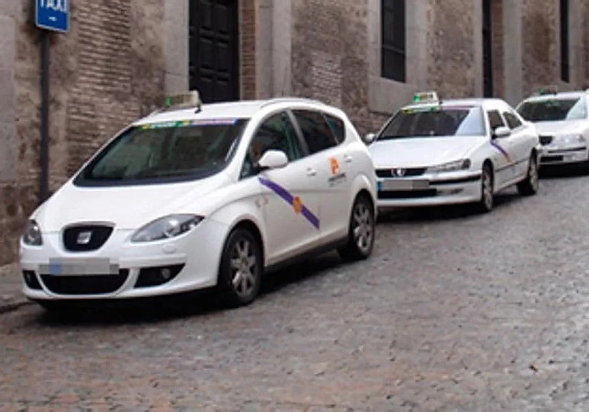 Los taxistas de Toledo vinculan el accidente mortal de un joven motorista con la conducción temeraria de los VTC