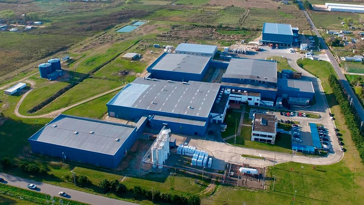 Industriales rechazan abrir el mercado a un segundo importador en Uruguay: algunas empresas evalúan cerrar si se aprueba ley