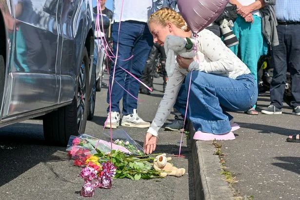 Hundreds of mourners pay tribute to tragic 'murdered' schoolgirl Minnie Merriman