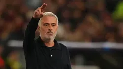 Real Madrid tem mesmo sete vidas e Mourinho vira jogo em Roma de forma épica