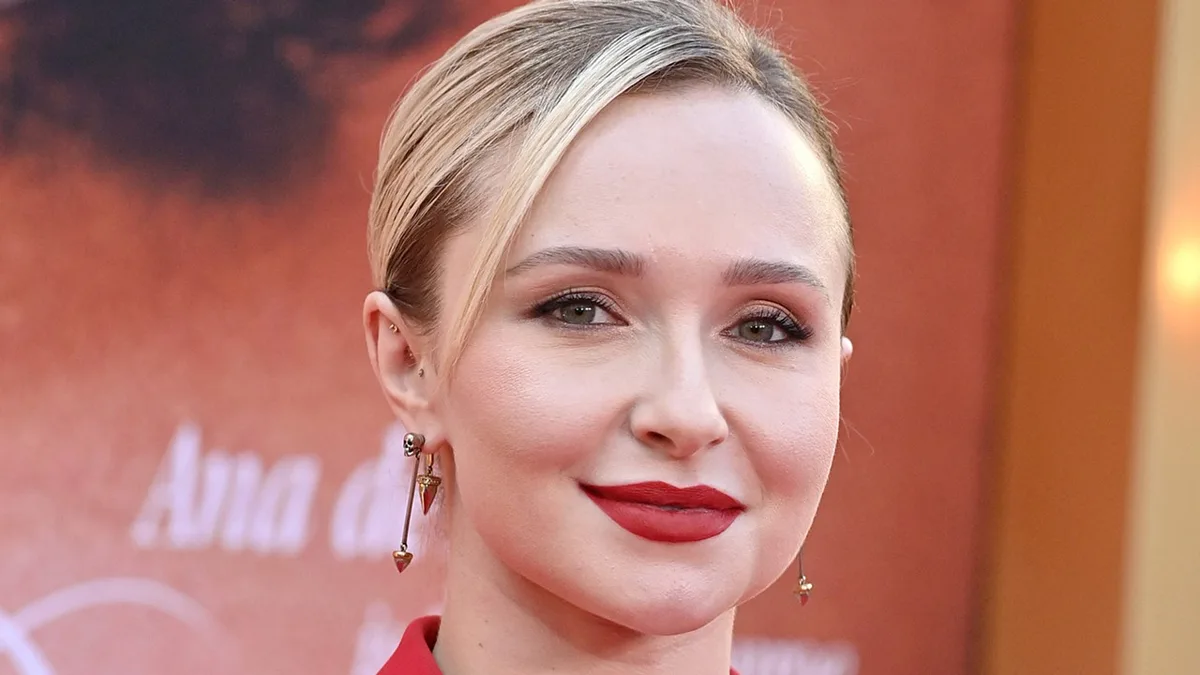 Morreu Hayden Panettiere, atriz de "Heroes" e "Nashville". Tinha 36 anos