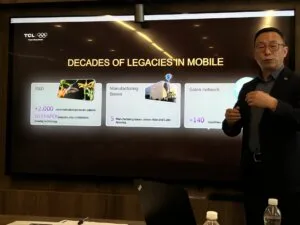 TCL apresenta plano plurianual para mobile no Brasil