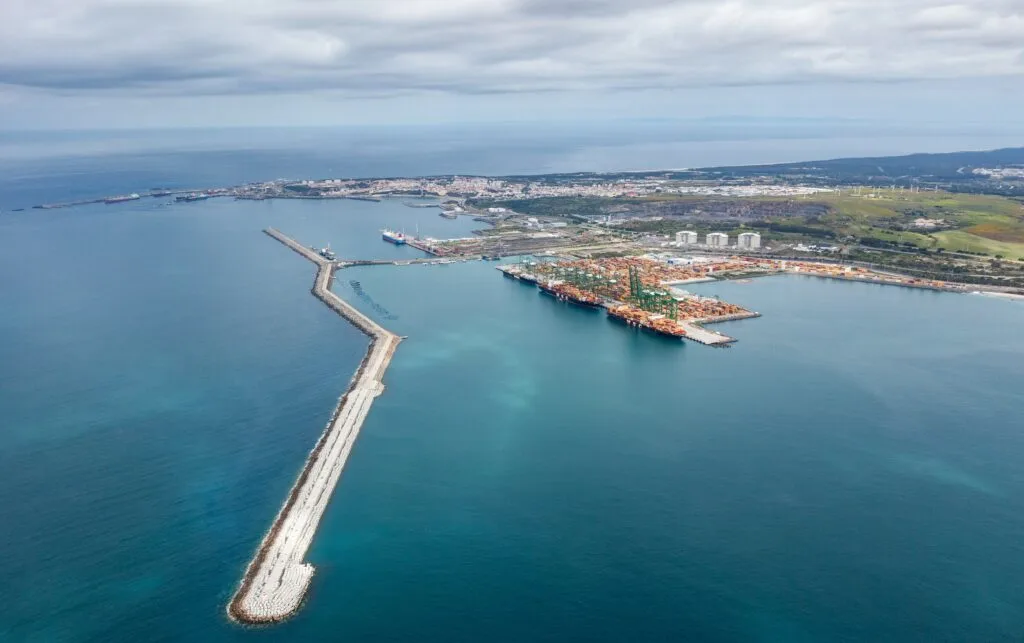 Zero defende prioridade à eólica ‘offshore’ no novo cais do Porto de Sines