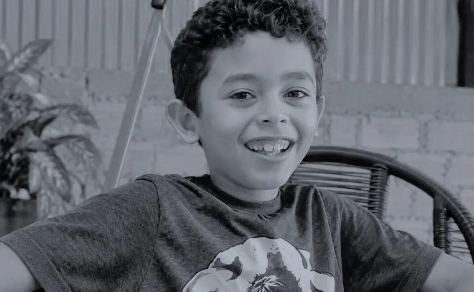 Menino de 9 anos morre após ser ser baleado pelo próprio tio enquanto jogava videogame em Guarapuava