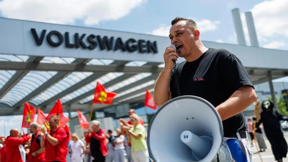 Volkwagen: VW-Belegschaft wirft Management »desaströse Kommunikation« vor