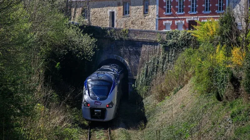 Les trains au ralenti en Normandie: le trafic SNCF interrompu entre Argentan et Granville à la suite d'un vol de câbles de signalisation
