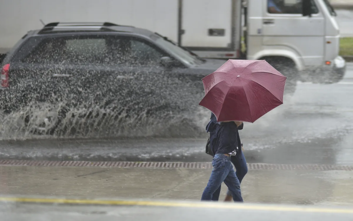 Defesa Civil alerta para chuva persistente e alagamentos na Grande Vitória