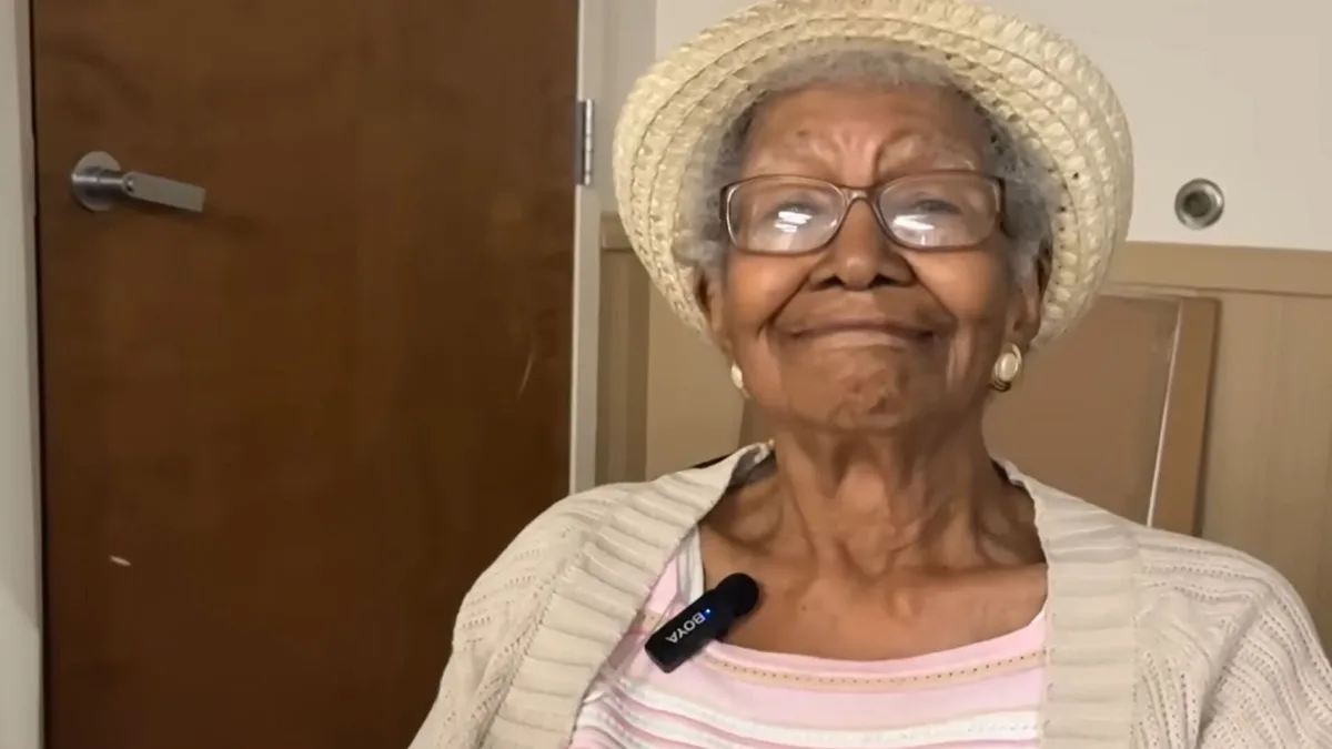 Susan Young Browne, docente retirada de 108 años: "Cuando me levanto por la mañana, hago una rutina que practico hace 20 años"
