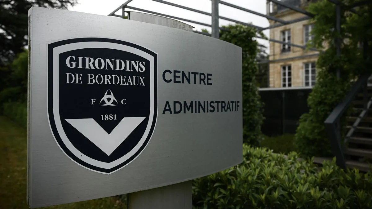 Les Girondins de Bordeaux, menacés d'exclusion des championnats nationaux, vont déposer un recours en référé au tribunal administratif