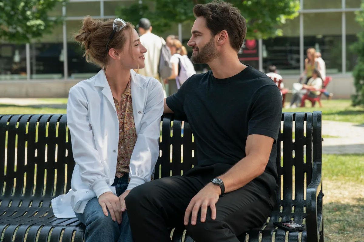 ‘The Love Hypothesis’ Trailer: Lili Reinhart’s Olive & Tom Bateman’s Adam Carlsen Risk Fake Dating And “False Positive” Feelings