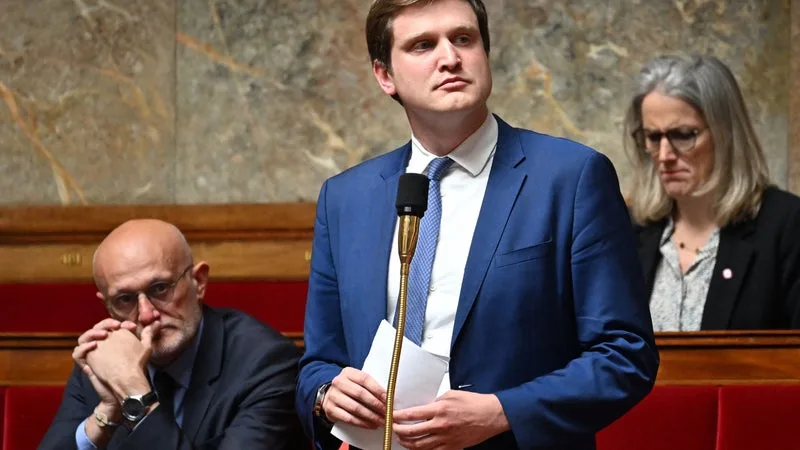 Charles Rodwell, député du groupe de Gabriel Attal à l'Assemblée, plaide pour la création de centres de rétention "géants"