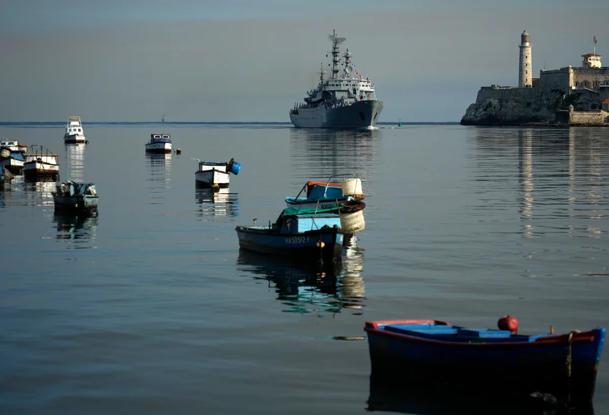 Adolescente de 16 años desaparece tras ser arrastrado por el mar en la Bahía de La Habana