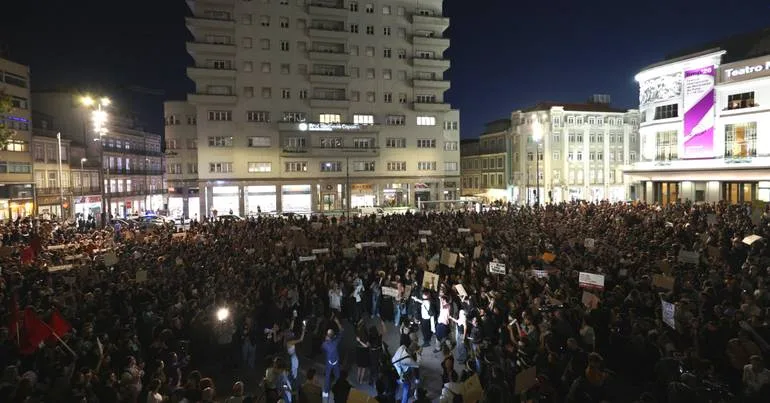 Porto. O que aconteceu e o que diz a lei sobre a ação da PSP