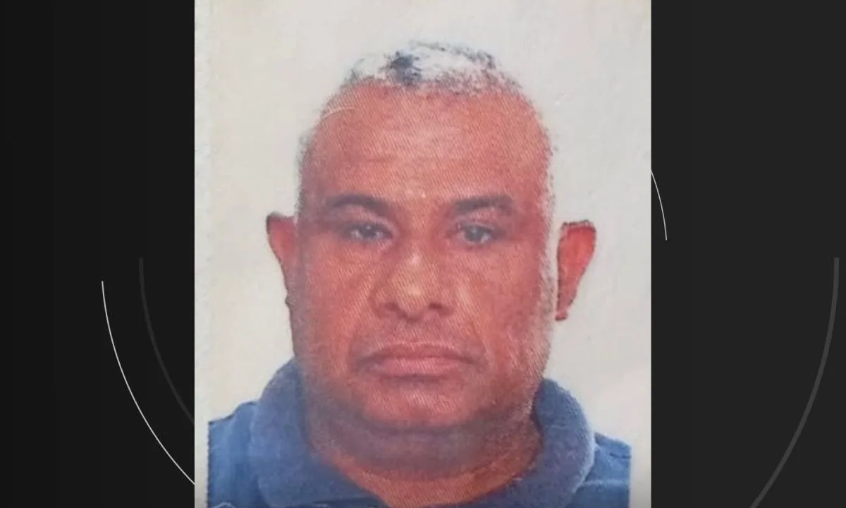 Gari morre após cair e ser atropelado por caminhão de coleta em cidade da Bahia