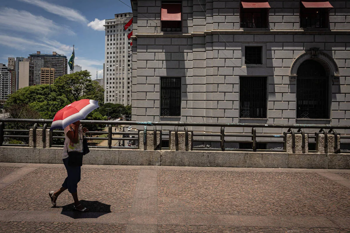 Temperatura volta a subir neste domingo (16) e São Paulo tem previsão de veranico