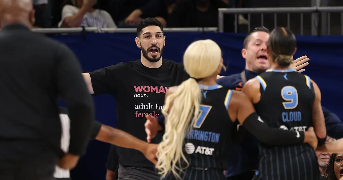 Ex-NBA center ejected from WNBA game after being confronted by player