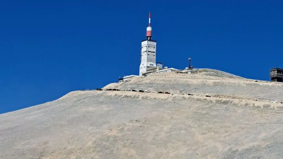 "C'est devenu le Disneyland du Vaucluse" : sur le Ventoux, la multiplication des événements sportifs inquiète