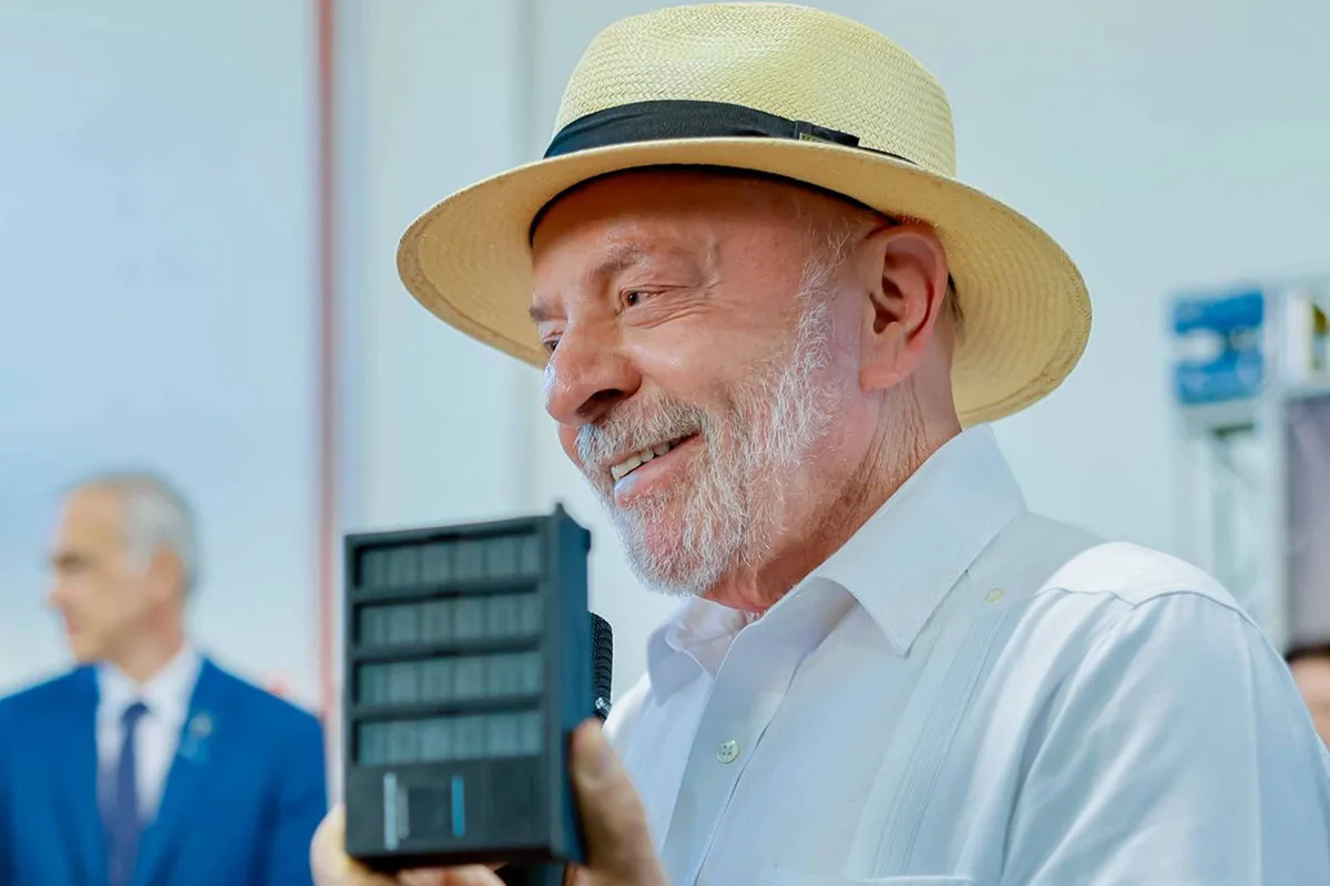 Campanha de Lula avisa à Band que presidente não irá a debate