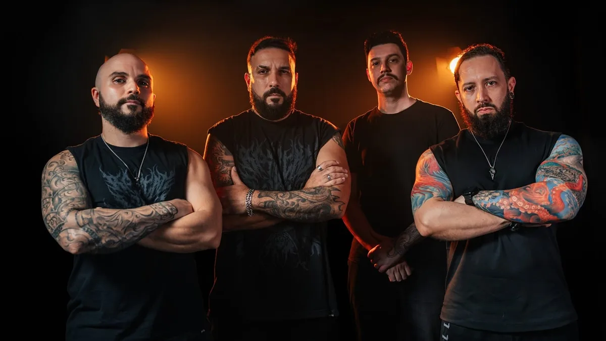 Reckoning Hour aprofunda identidade e expande os limites do Metalcore em “Mantra”