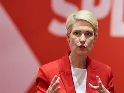 Suche nach neuer SPD-Spitze: Bas-Nachfolgerin? Schwesig will sich auf MV konzentrieren