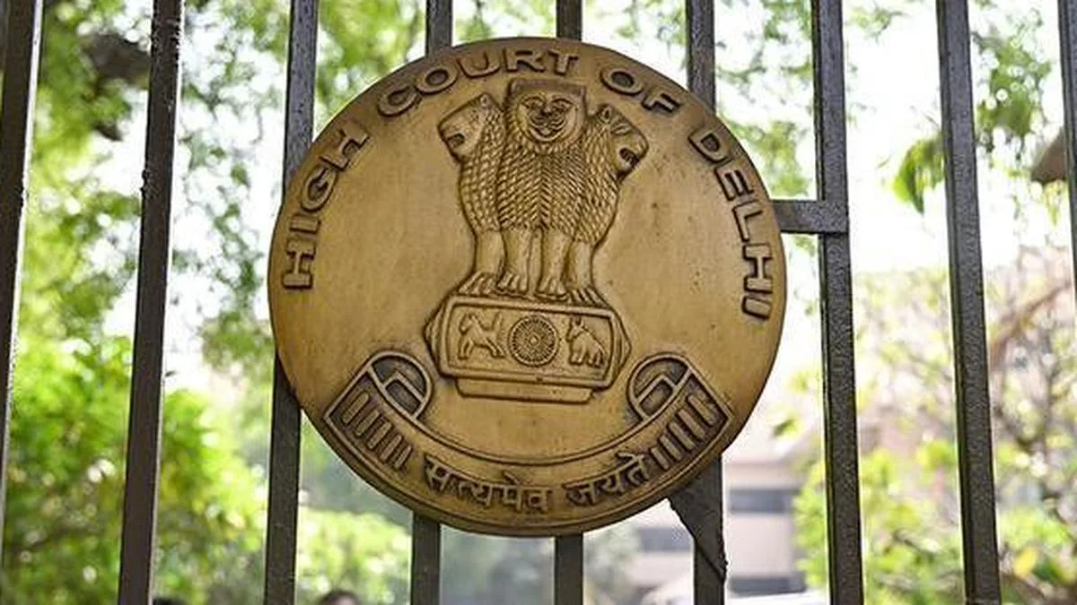 Delhi HC asks journalist, woman lawyer to explore amicable settlement in defamation suit