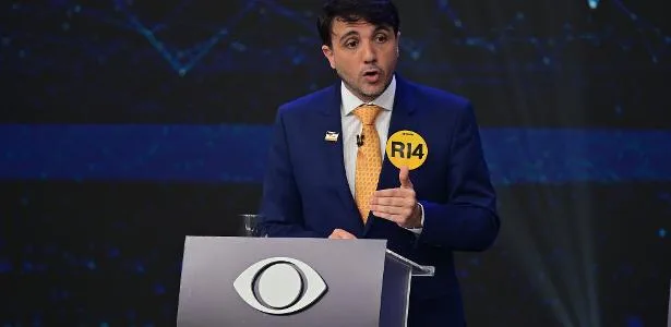 Renan ataca Record por exibir entrevista com Lula durante debate da Band