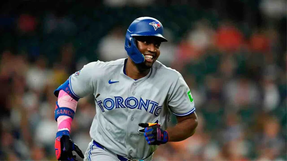 How Barger and Santander’s status could shape Sánchez’s future with Blue Jays