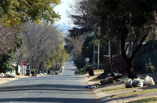 Pikitup strikes deal with 316 casual workers as court bid looms
