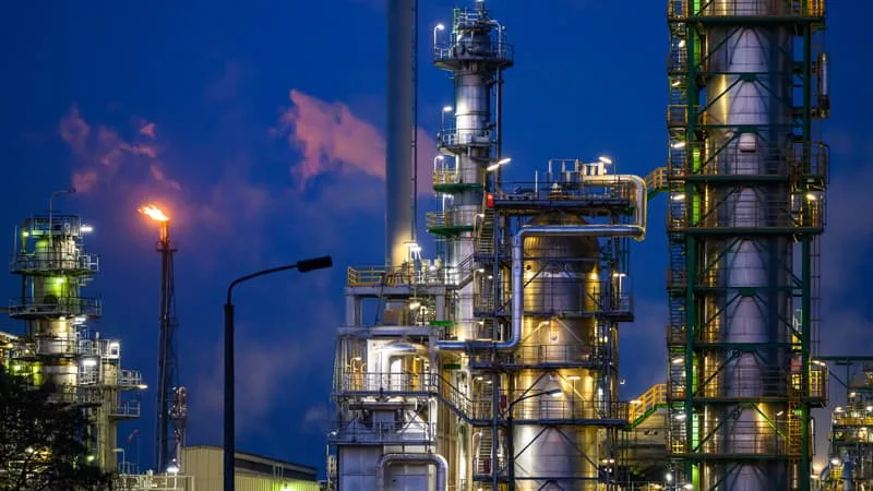 Les majors pétrolières ont déjà réalisé 5,55 milliards d'euros de surprofits en Europe en 2026: une ONG réclame le retour permanent de la taxe mise en place par l'UE fin 2022 lors de la crise énergétique