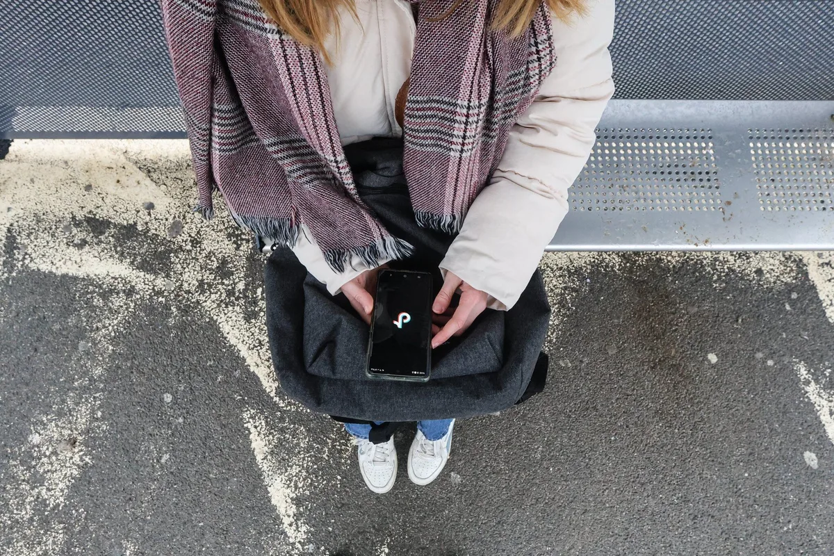 L’interdiction des réseaux sociaux aux moins de 15 ans censurée par le Conseil constitutionnel