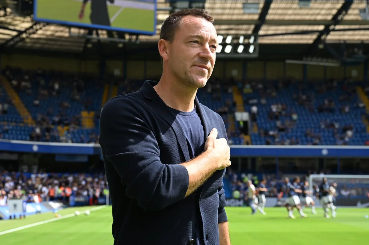 Andre Villas-Boas hits back at John Terry plane complaint: 'I see it different'