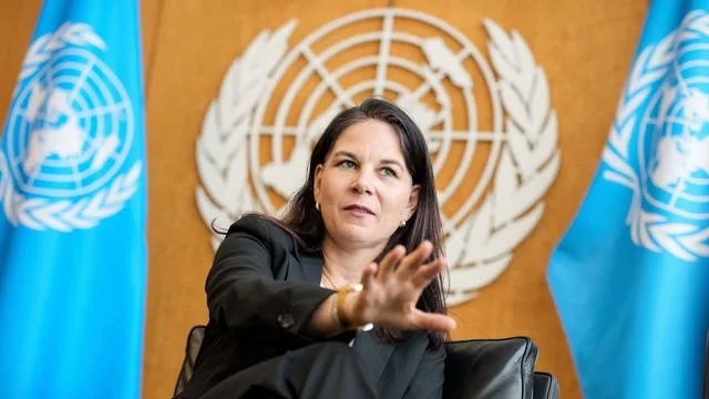 Präsidentin der UN-Generalversammlung: Annalena Baerbocks Umfeld weist Kritik Russlands und der USA zurück