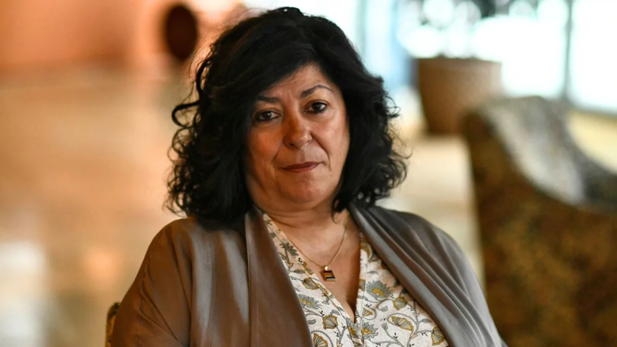 La reflexión de Almudena Grandes sobre los hombres que no leen libros escritos por mujeres: “Pequeñas, insidiosas y encubiertas discriminaciones”