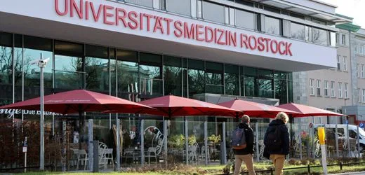 Rostock: Universitätsmedizin Rostock stellt Oberarzt wegen Posts in sozialen Netzwerken frei