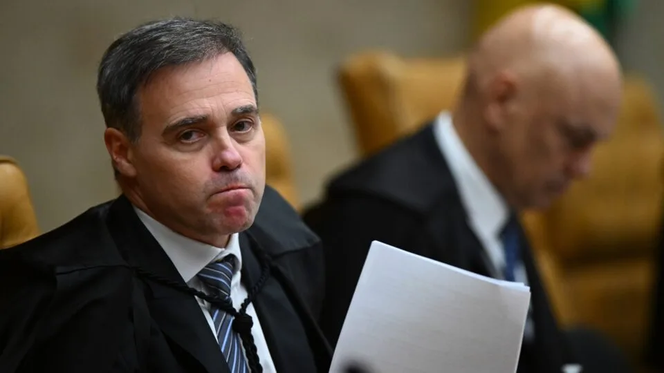 Senadores, deputados, ministros: cerca de 40 autoridades têm sigilo protegidos no caso Master