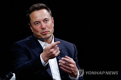 "테슬라, 12월 주총 전 스페이스X와 합병 발표 가능성"