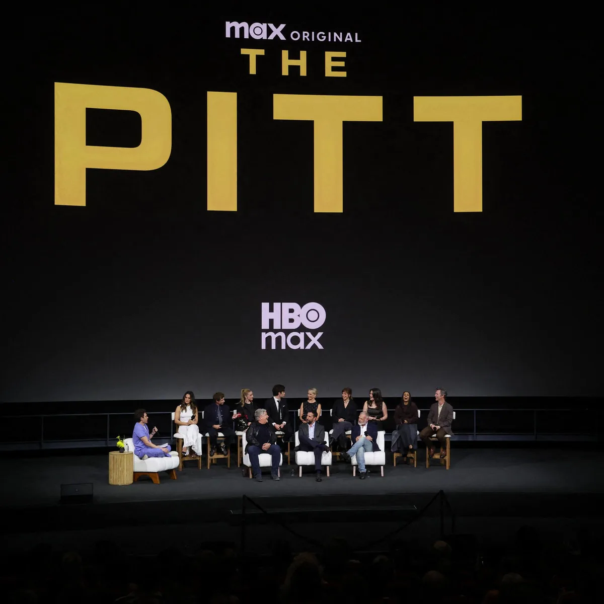 Preisverleihung in Los Angeles - Horrorserie "Widow's Bay" gewinnt in 14 Kategorien - "The Pitt" als beste Drama-Serie ausgezeichnet