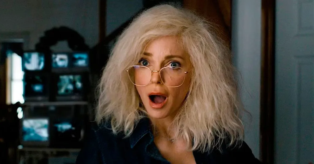 Anna Faris revela que ficou SÓBRIA após se sabotar com a bebida: “Tive que dar um passo para trás”