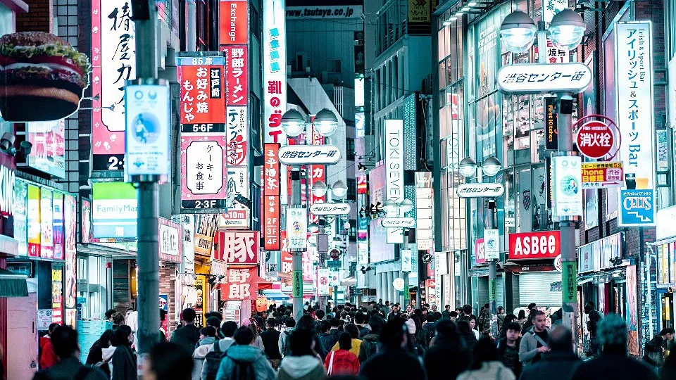 Exportações ajudam economia japonesa a crescer 0,3% no segundo trimestre