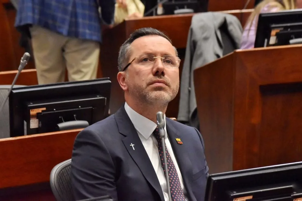 Ministerio de Vivienda identificó 925 proyectos de agua sin financiación: requieren $14,8 billones para avanzar