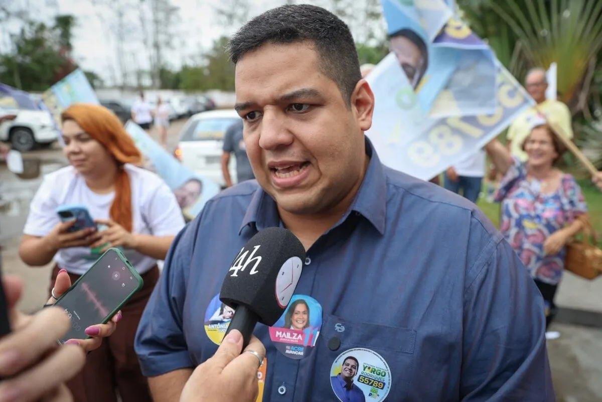 Yargo diz que Petecão foi convidado para evento e nega falta de material de campanha