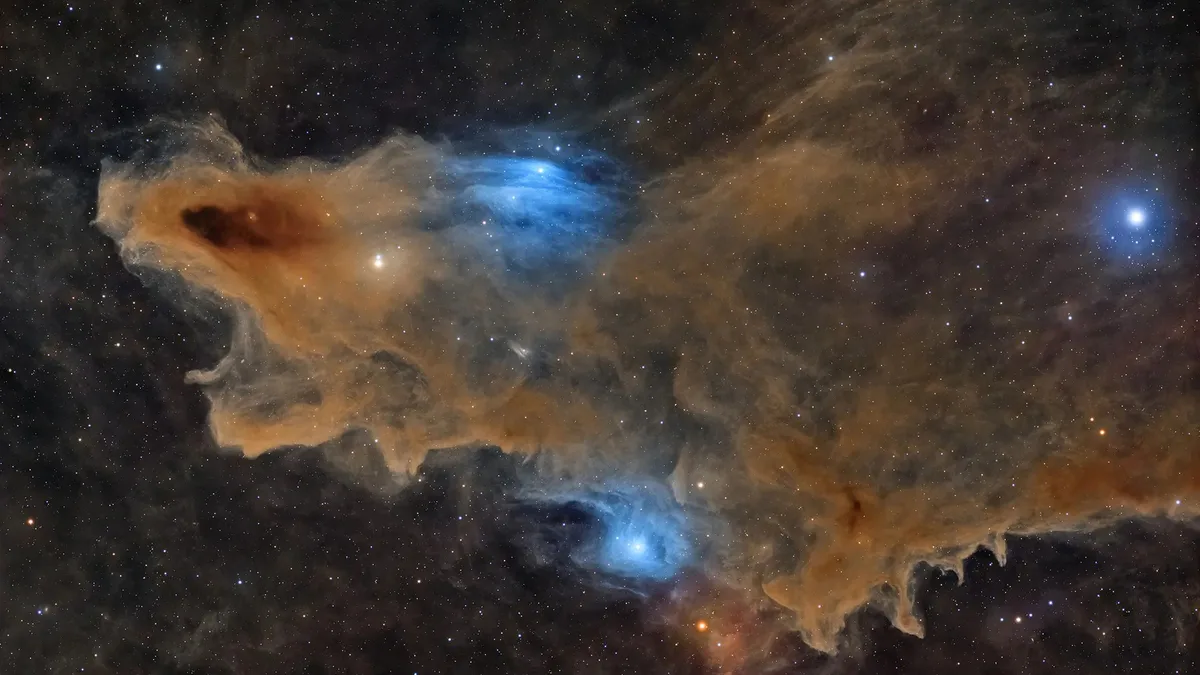 “Tubarão espacial” a Saturno: veja os vencedores do concurso Fotógrafo de Astronomia do Ano ZWO 2026