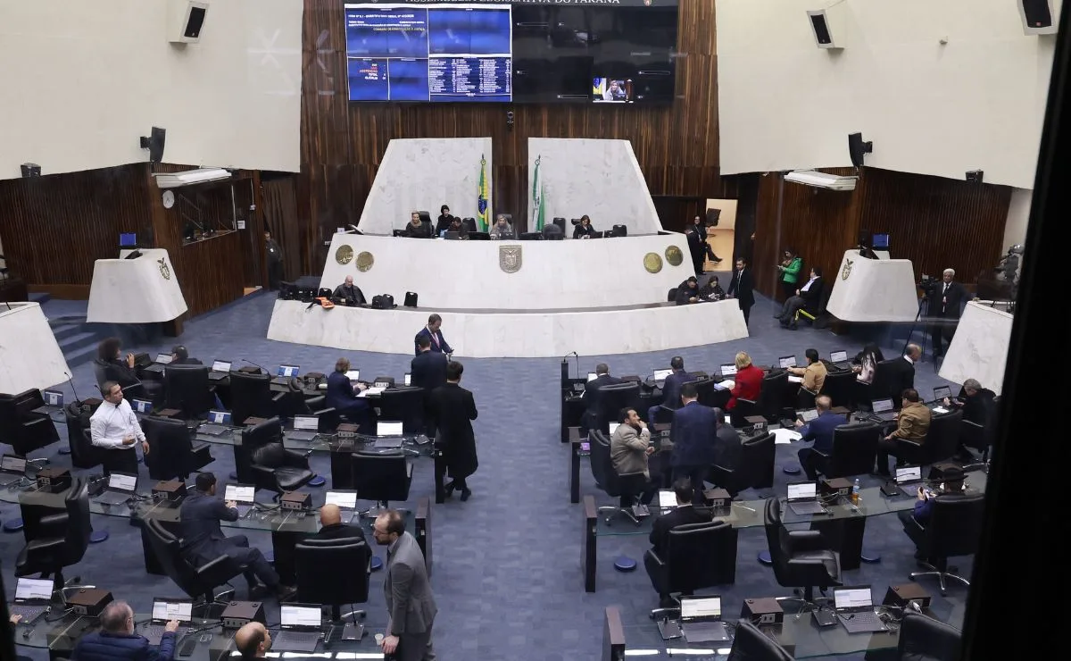 Assembleia aprova “rascunho” do Orçamento do Paraná para 2027 com receita de R$ 84,5 bilhões