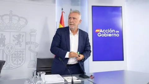 Torres reacciona a la visita de Aznar a Ceuta y cuestiona la utilidad de su desplazamiento: "Si viene, que venga a ayudar"