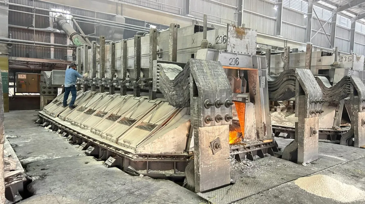 Mercuria y Glencore compiten por un acuerdo de aluminio en Venezuela, según Bloomberg