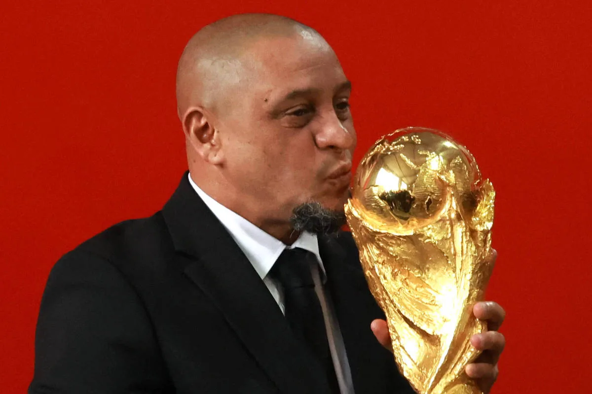 Roberto Carlos nega conversão ao islã: 'Tenho o maior respeito'