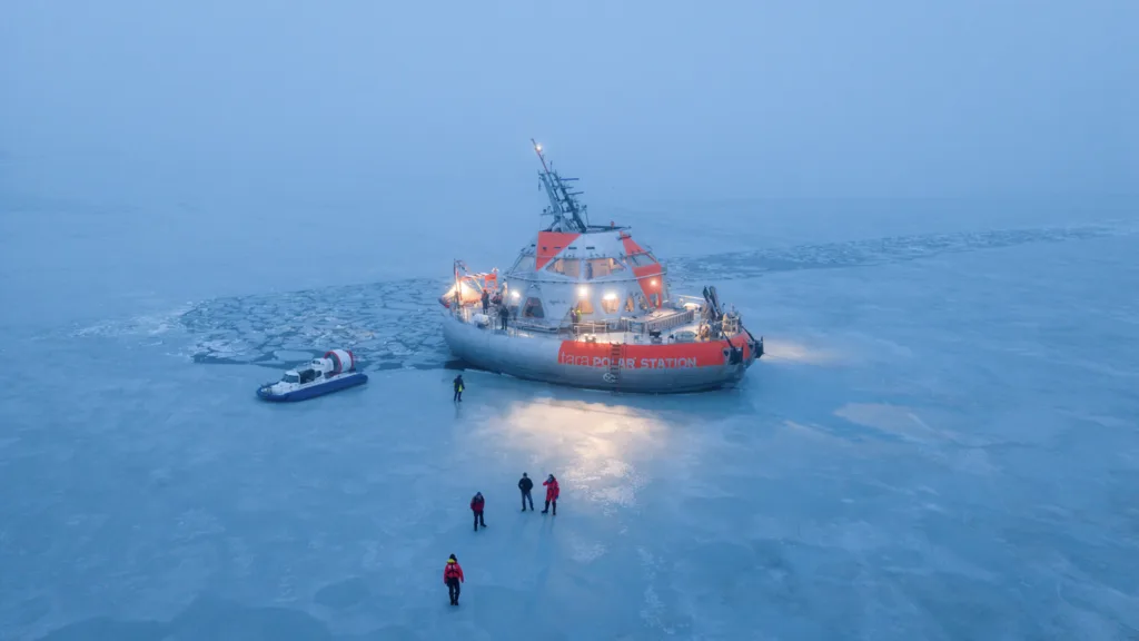 La «Tara Polar Station» dans la banquise pour étudier la biodiversité et le climat en Arctique