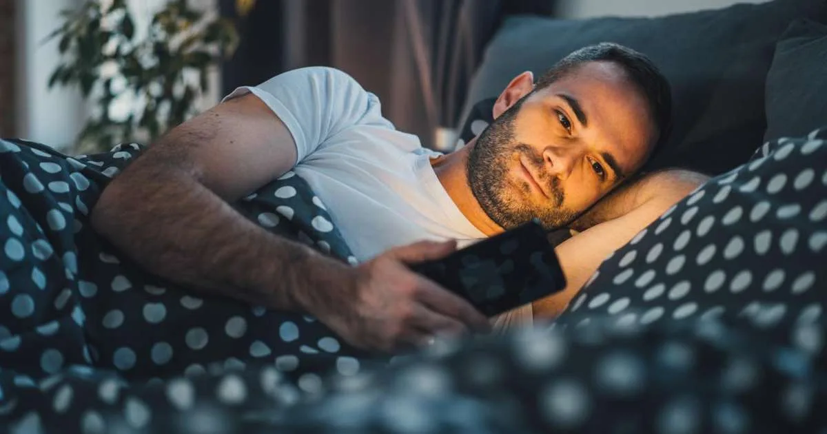 Vingança do sono: o hábito que prejudica seu descanso e como evitá-lo