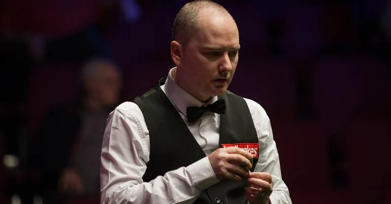 Ex-campeão mundial de snooker condenado por abuso sexual